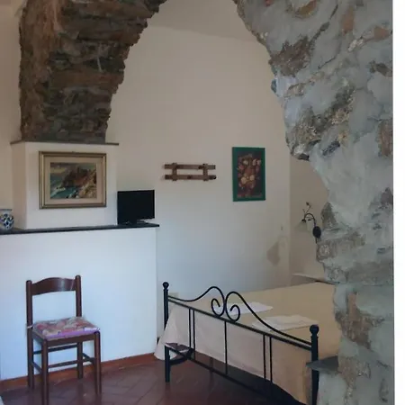 Il Girasole Appartamento Montale (Liguria)